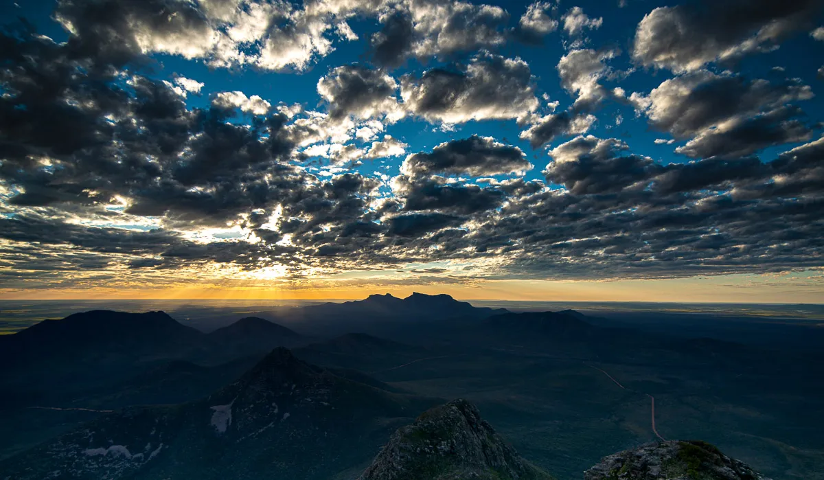 Mt Toolbrunup to Bluff Knoll · WA